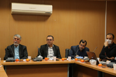 نشست صمیمی نمایندگان تشکل‌های دانشجویی با رییس و معاونین دانشگاه به مناسبت روز دانشجو