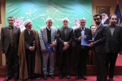 پژوهشگران برگزیده سال ۱۴۰۲ دانشگاه بین المللی مذاهب اسلامی معرفی شدند