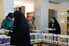 نمایشگاه کتاب های جدید و تازه خریداری شده کتابخانه مرکزی