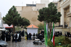 گزارش تصویری//  پخش عدسی نذری به مناسبت ولادت آقا امیر المومنین علی(ع) در دانشگاه بین المللی مذاهب اسلامی