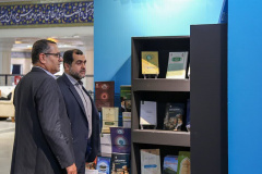 غرفه دانشگاه بین المللی مذاهب اسلامی در روز هشتم و نهم از سی و پنجمین نمایشگاه بین المللی کتاب تهران