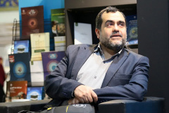 غرفه دانشگاه بین المللی مذاهب اسلامی در روز هشتم و نهم از سی و پنجمین نمایشگاه بین المللی کتاب تهران