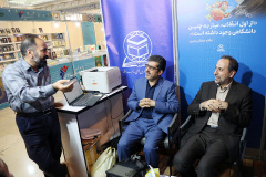 بازدید معاون پژوهشی دانشگاه بین المللی مذاهب اسلامی از غرفه‌های دانشگاه در سی و ششمین نمایشگاه کتاب تهران