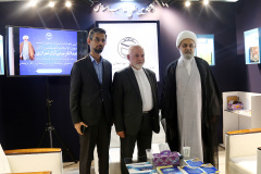 حضور هیات علمی دانشگاه بین المللی مذاهب اسلامی در غرفه دانشگاه، در سی و ششمین نمایشگاه کتاب تهران