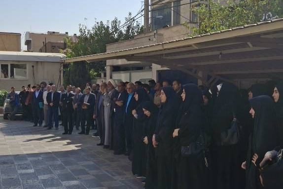 مراسم بازگشایی حضوری دانشگاه بین المللی مذاهب اسلامی و اهتزاز پرچم مقدس ایران