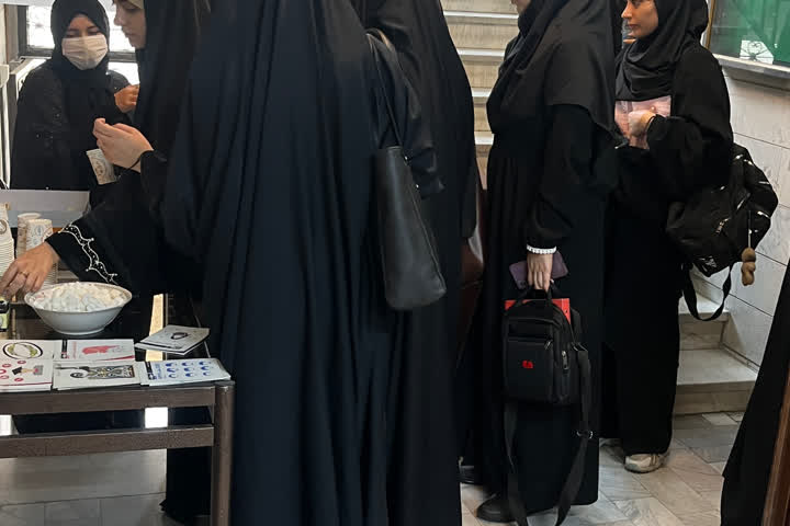 مراسم بازگشایی حضوری دانشگاه بین المللی مذاهب اسلامی و اهتزاز پرچم مقدس ایران